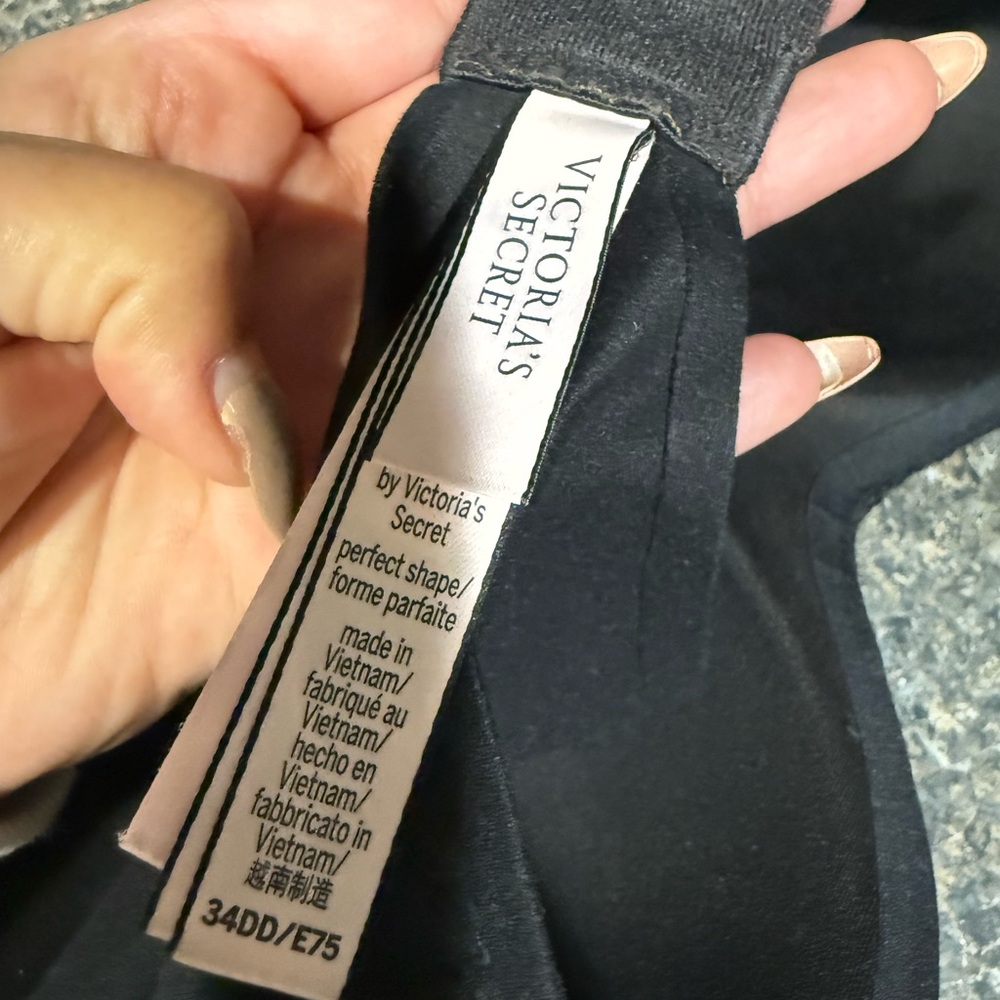 Victoria's Secret Black Satin Bra - Picture 2 of 2